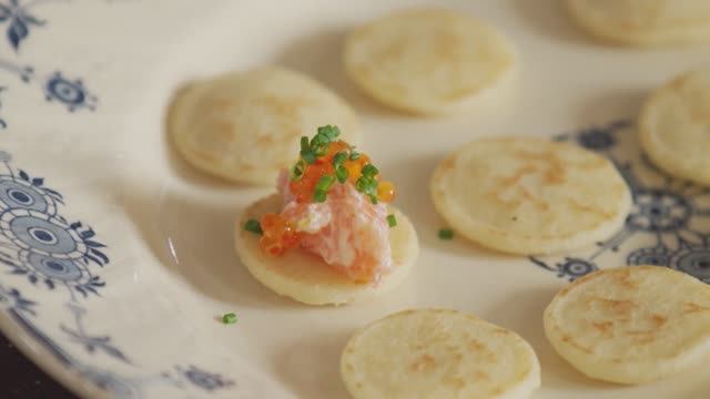 ВКУСЫ ФРАНЦИИ С ДЖАСТИН СКОФИЛД смотреть онлайн