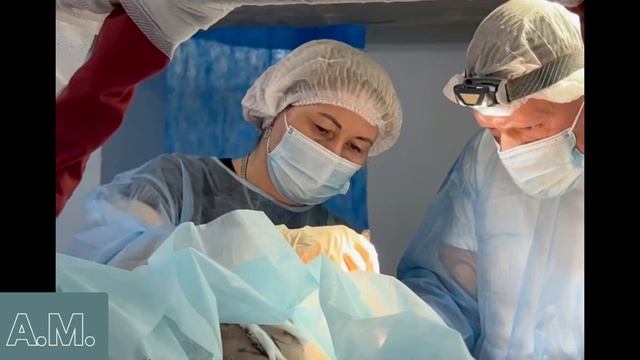 СВО КЛИП- ГЕРОИ в белых халатах. смотреть онлайн