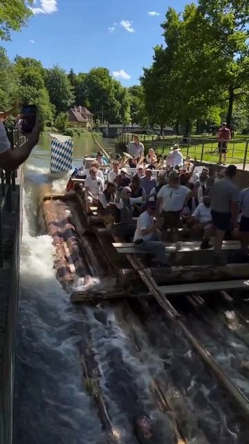 Река Изар, Мюнхен, Германия смотреть онлайн