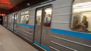 Нижегородское метро. Вечерний час-пик на станции «Горьковская»