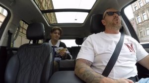 Таксист показал наглому мажору где его место