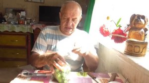 Огурцы малосольные в пакете и без