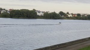 Весёлый катер на Волге)