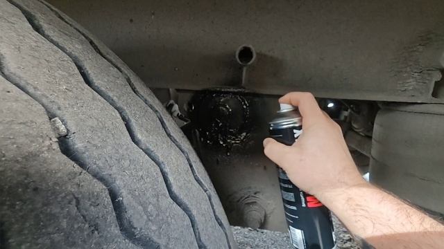 Когда нечем заняться,  разбирай машину. РАБОТА ПРЁТ, ШПИЛЬКИ ЛЕТЯТ #камаз5490