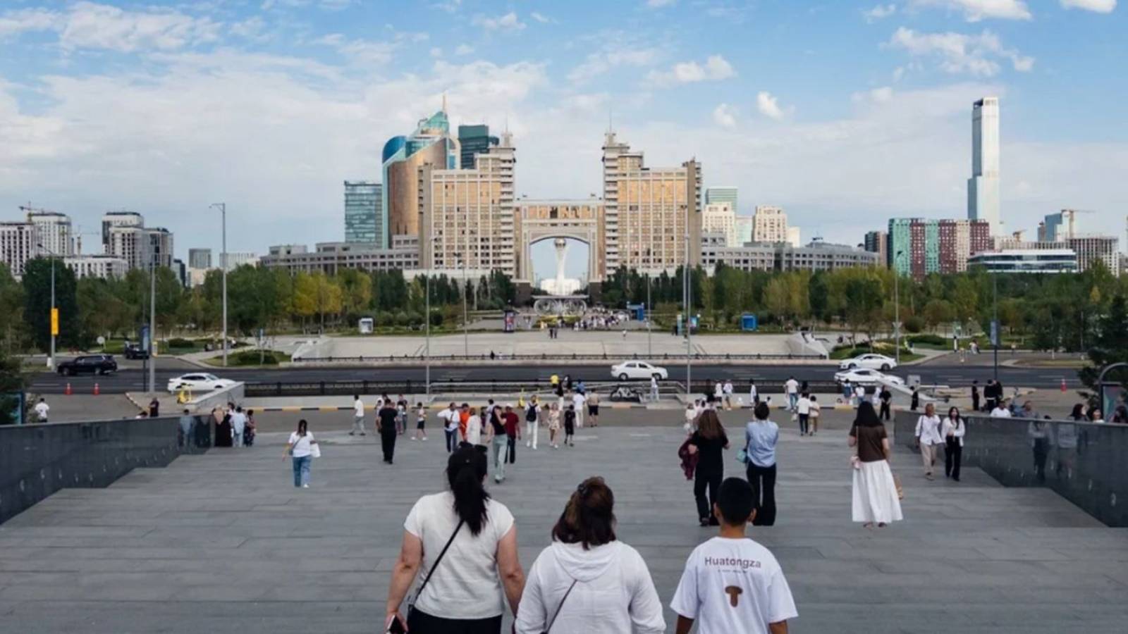 Город Алатау получил специальный статус в Казахстане смотреть онлайн