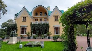 Подарок императора Николая I супруге. Эту дачу он назвал ее именем «Александрия» ♥️