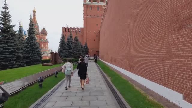 Москвская Кремлёвская стена смотреть онлайн