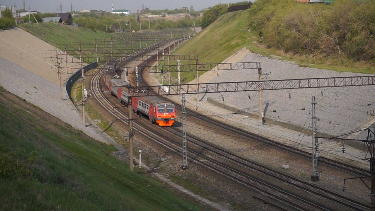 Электропоезд ЭД9М-0174 смотреть онлайн