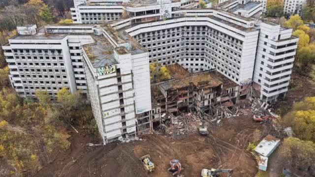 Что построили на месте ХЗБ? -Ховринская заброшенная больница в прошлом