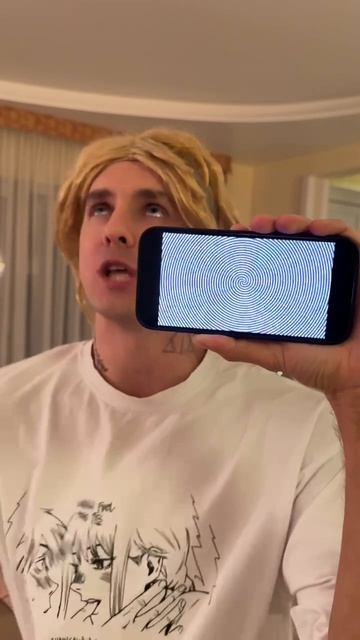 Новогодний гипноз от Маринки 😂 смотреть онлайн