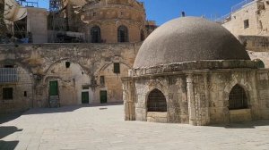 У нас впереди Михайлово чудо. Молимся в древнем монастыре, где было явление Архангела Михаила