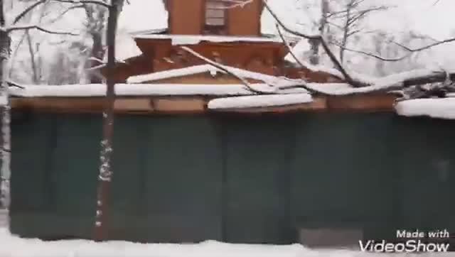 Одно зимнее видео,деревня в середине Москвы смотреть онлайн