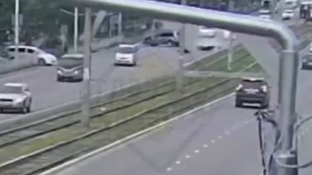 В Улан-Удэ автомобилист устроил смертельное ДТП с мотоциклистом смотреть онлайн