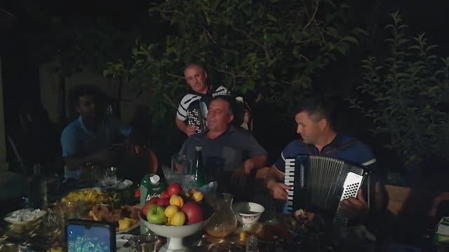 Застольная песня вагь вебкI смотреть онлайн