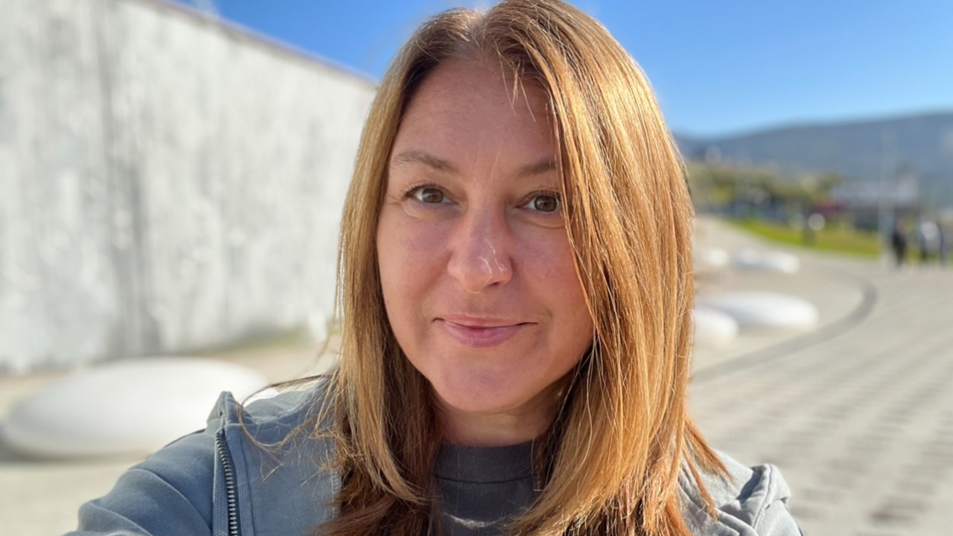 Если получать от жизни удовольствие, то откуда придут деньги смотреть онлайн