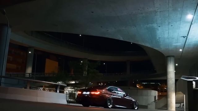 Emre Kabak - BOSS (1080p_25fps_H264-128kbit_AAC)