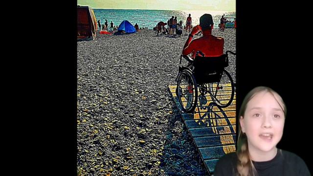 Стихотворение "Как будто вовсе нет войны..." (автор: Семёнов Антон, читает Дудко Полина)