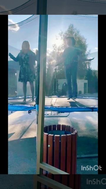 Релакс! Прыгаем на батуте! ❤👍❤ смотреть онлайн