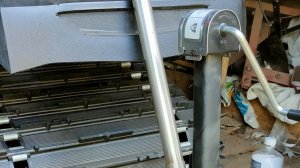 Домкрат для снегохода изготовил своими руками.