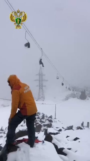 Обрушение канатной дороги в Кабардино-Балкарии смотреть онлайн