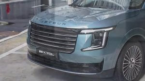 Jetour X70L - новый доступный кроссовер для большой семьи за 1,5 млн рублей. Для китайской семьи.