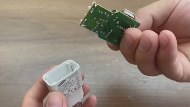 Миллионы людей не знают этого секрета Samsung CHARGER! смотреть онлайн