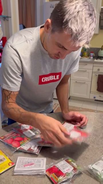 Сезонное обострение 😂 смотреть онлайн