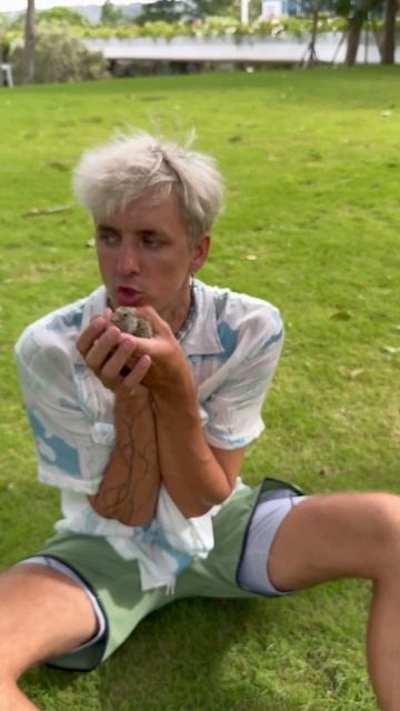 Всех мне жалко, 😭до слёзиков смотреть онлайн