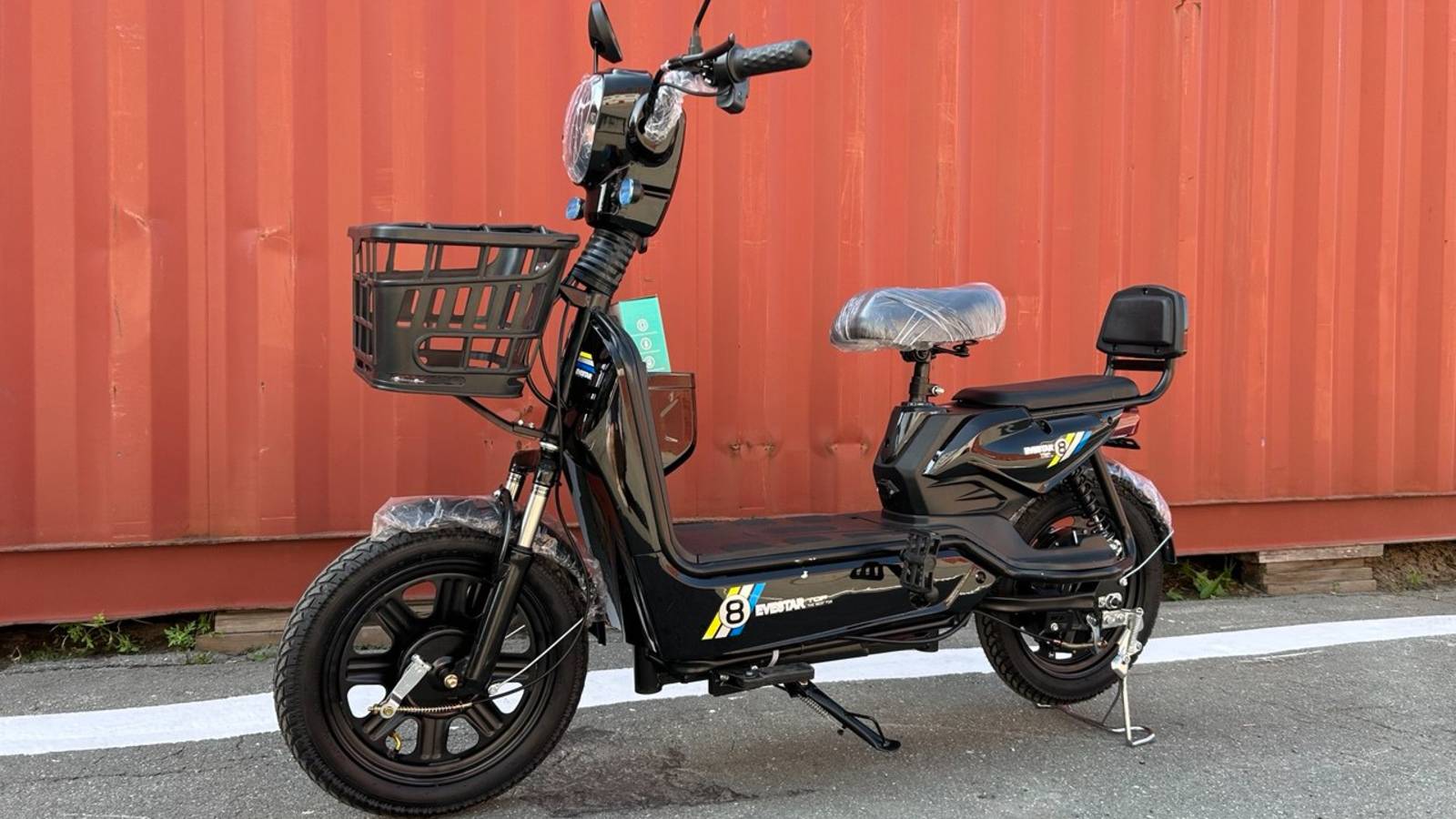 Видеообзор Электроскутер SK 8 смотреть онлайн