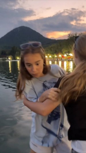 почему так 😭