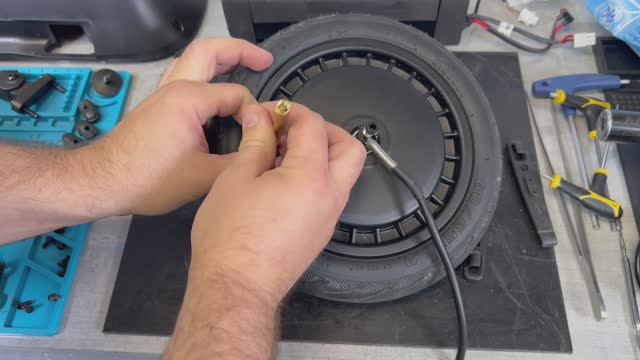 Ninebot F3 как разобрать и собрать электросамокат. смотреть онлайн