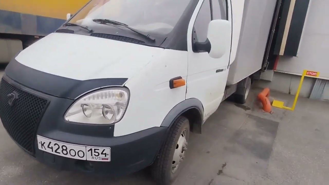 Мир, труд, Май! Работаем и обслуживаемся. Новосибирск. смотреть онлайн