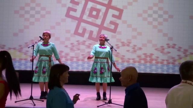 ТАКМАК-ВЛАК, радуют Инна Апсаликова и Зоя Петрова. Видео Василия Хайбуллина смотреть онлайн