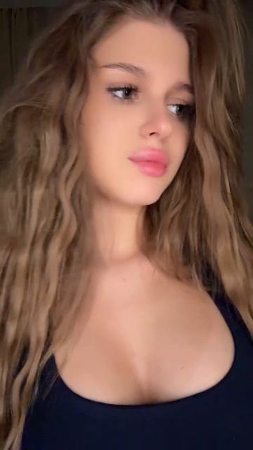 мне тебя мало🩼🩼