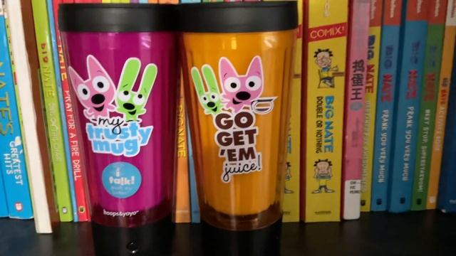 hoops&yoyo talking travel mugs - “My trusty mug” and “Go get ‘em juice!” (1080p_30fps_H264-128kbit_A смотреть онлайн