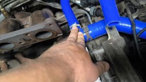 Комплект силикона под капот Весты.