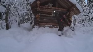 НОЧНОЙ РЕЙС ДО ТАЁЖНОЙ ИЗБЫ. ПЕРВАЯ НОЧЬ В ЗИМОВЬЕ. НОВЫЙ ОПЕРАТОР В ДЕЛЕ.