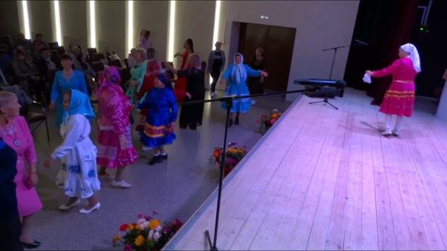 Марийский танец. Радует Людмила Калиева. Видео Василя Хайбуллина смотреть онлайн
