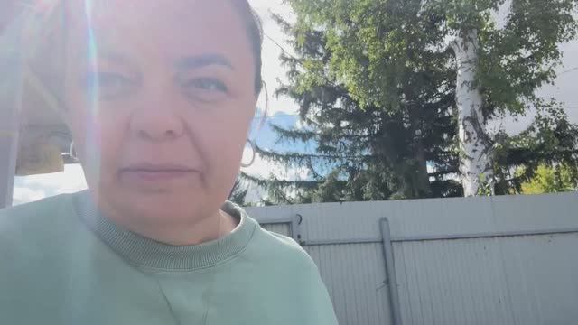 Десант в ОГОРОДЕ-убираем УРОЖАЙ//всего полно -НО И НАС МНОГО смотреть онлайн