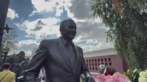 НЕ СНИМАТЬ ! ЗАКРЫТАЯ ЦЕРЕМОНИЯ ОТКРЫТИЯ ПАМЯТНИКА НА МОГИЛЕ АЛЕКСАНДРА МАСЛЯКОВА | НОВОДЕВИЧЬЕ КЛАД