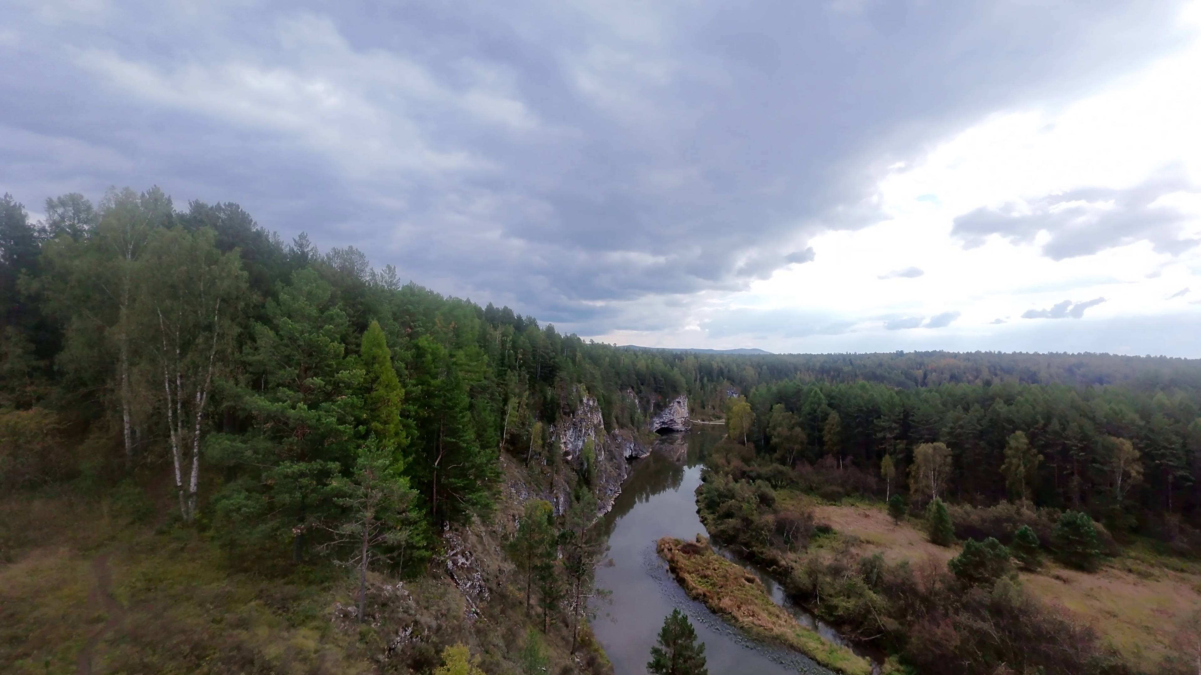 Оленьи ручьи, Пирамида - скала Писаница