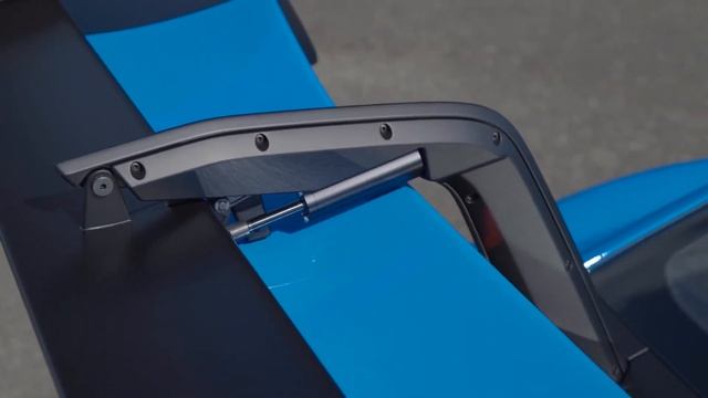 Anterliv - Treat You Right (1080p_23fps_H264-128kbit_AAC)