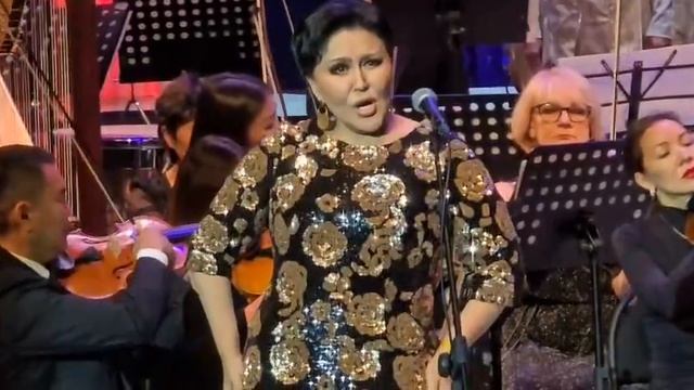 Айталина Адамова исполняет арию из оперы "Кармэн" "L'amour est un oiseau rebelle" смотреть онлайн