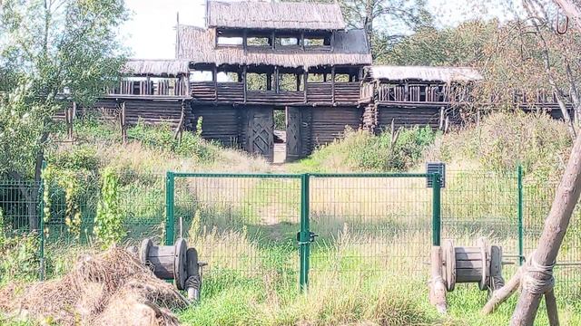 Строительство декорации к кинофильму Королева Анна смотреть онлайн