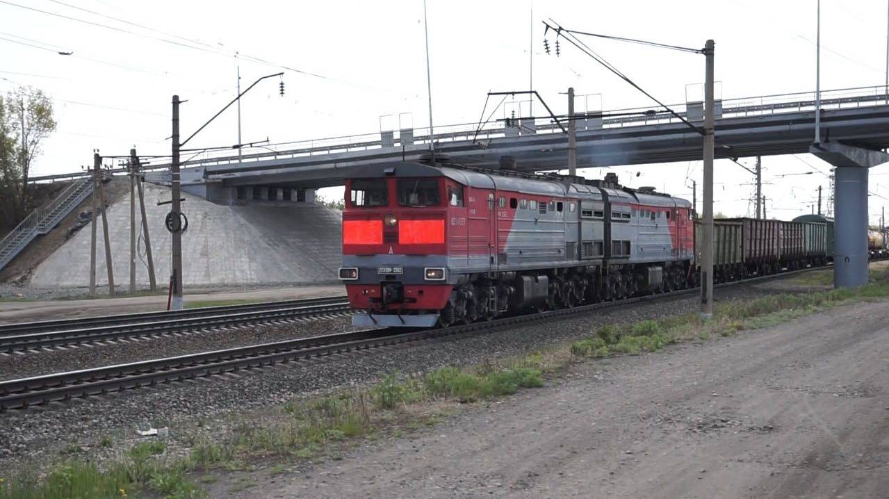 Тепловоз 2ТЭ10М-3562 смотреть онлайн