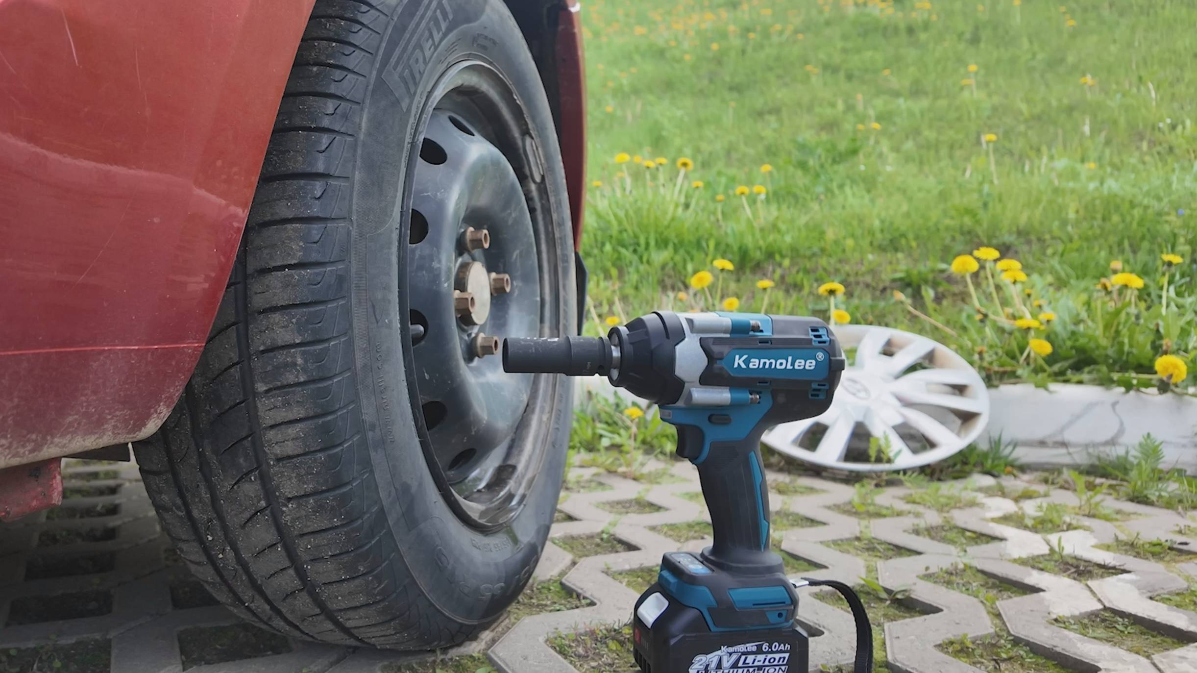 Тест гайковёрта Kamolee