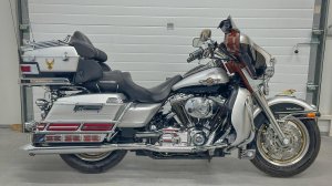 Harley-Davidson ELECTRA GLIDE FLHTCUI1450 - 5HD1FCW483Y620137