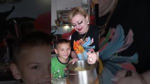 ВСЕМ ПРИВЕТУЛИ! МАКСУТ ПОМАГАЕТ !РАСТОПЫРКА ЧЕК !))