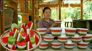 Делаю красивое разноцветное арбузное желе для продажи на рынке. Жизнь во Вьетнаме