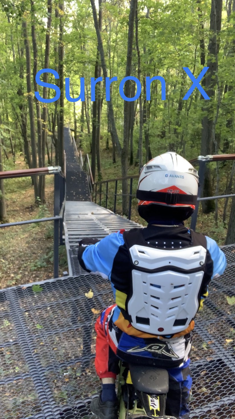 Sur ron light bee X 2025 спускаюсь по лестнице смотреть онлайн